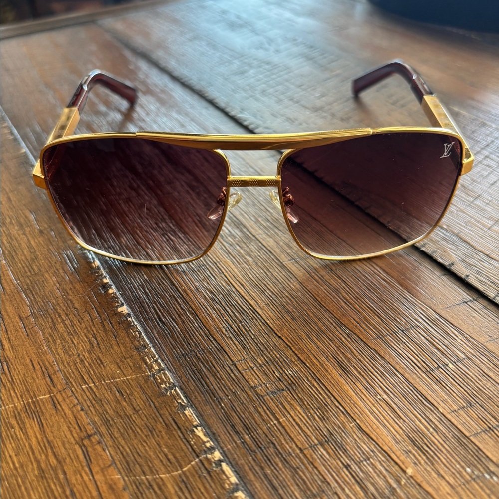 Louis Vuitton Gold Frame Sunglasses with Brown Lenses